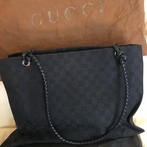 GUCCI BLACK MONOGRAM HANDBAG!!!